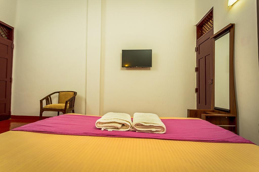 Dayanithi Guest House Dżafna Zewnętrze zdjęcie